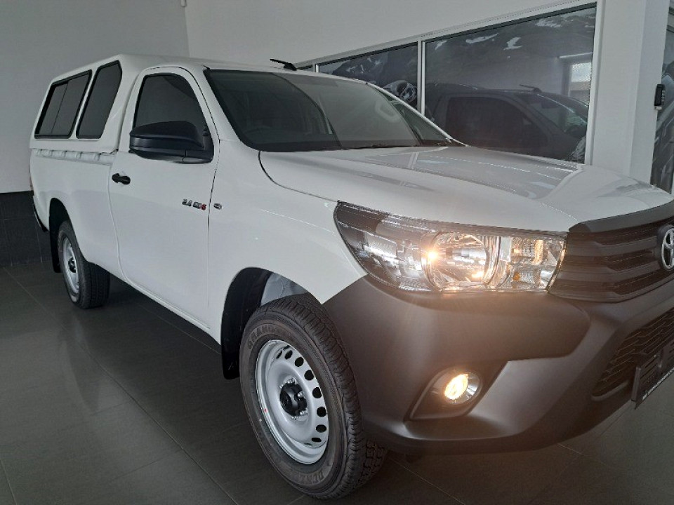 TOYOTA HILUX 2.4 GD-6 RB SR P/U S/C, image 1