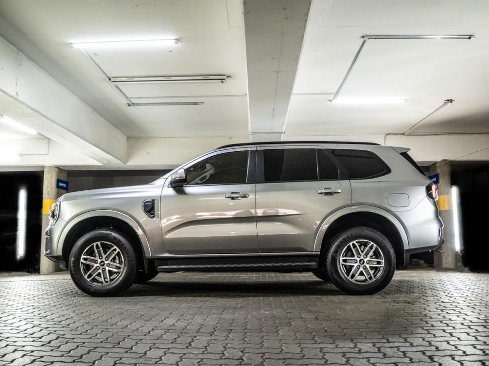 Ford Everest 2.0D BI-Turbo XLT A/T, image 2