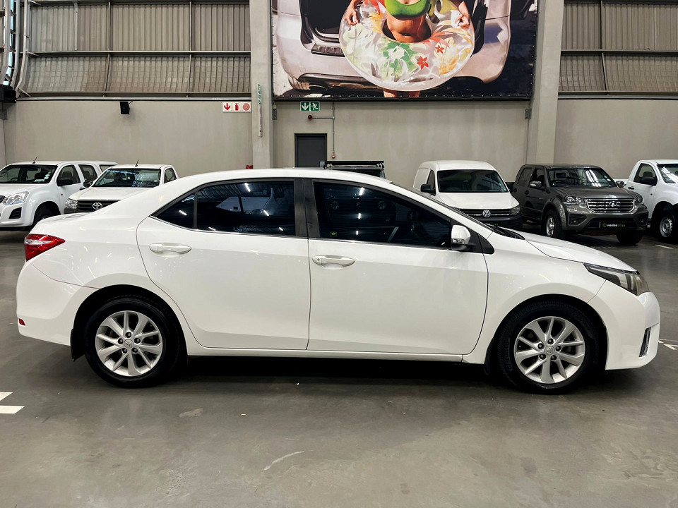 TOYOTA COROLLA 1.8 EXCLUSIVE CVT, image 2