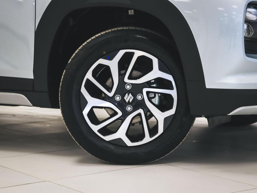 Suzuki Fronx 1.5 GLX 4-Auto, image 2