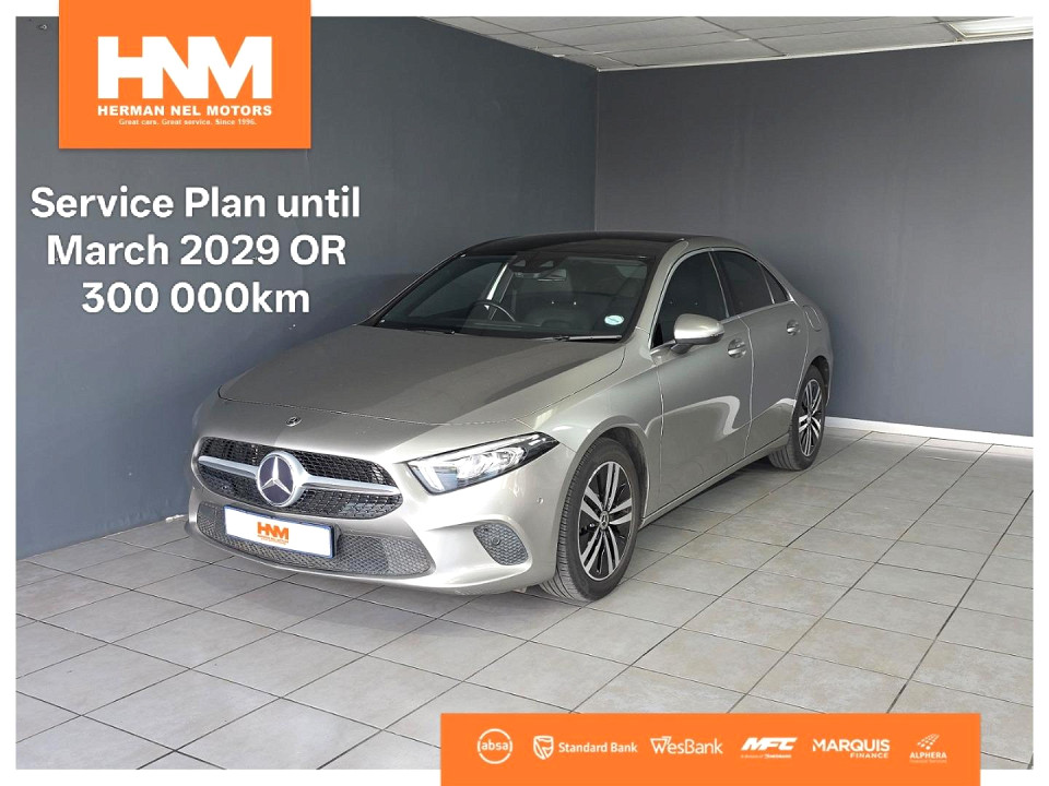 MERCEDES-BENZ A200 (4DR), image 2