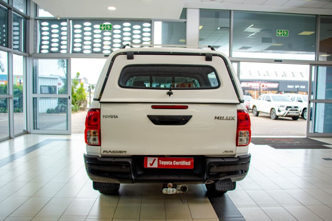 Toyota Hilux Double Cab  2.4GD6 4X4 Raider MT, image 2