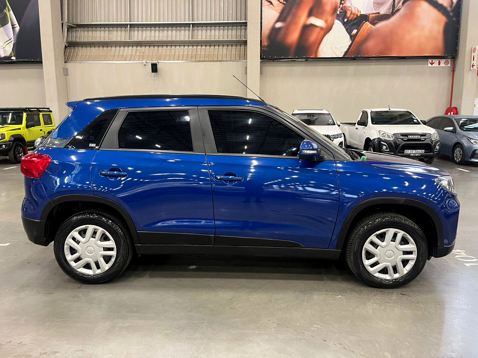 SUZUKI VITARA BREZZA 1.5 GL, image 2