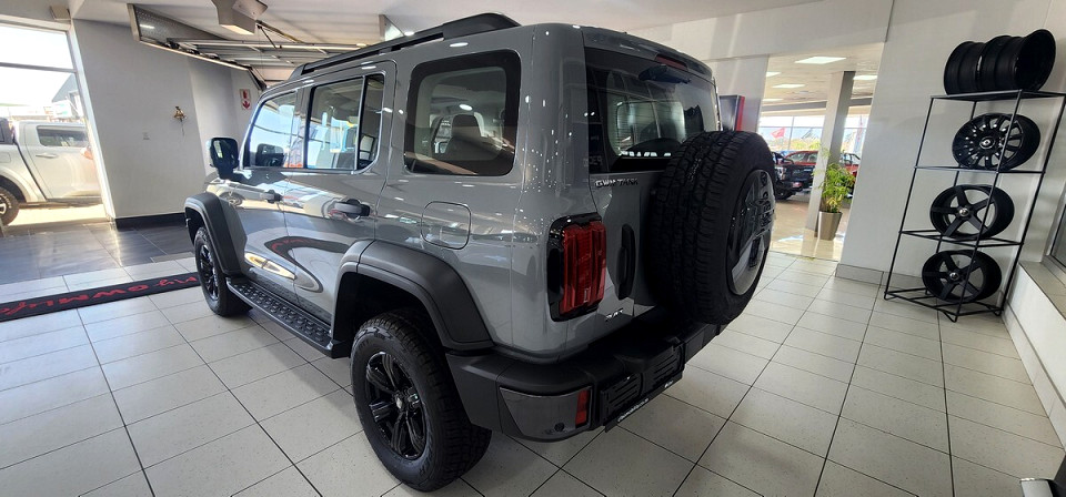 GWM TANK 300 2.4TD LUXURY A/T, image 2