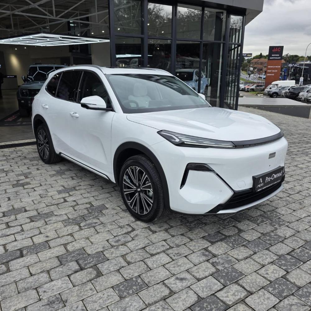 Geely E5 EM-i Apex, image 1