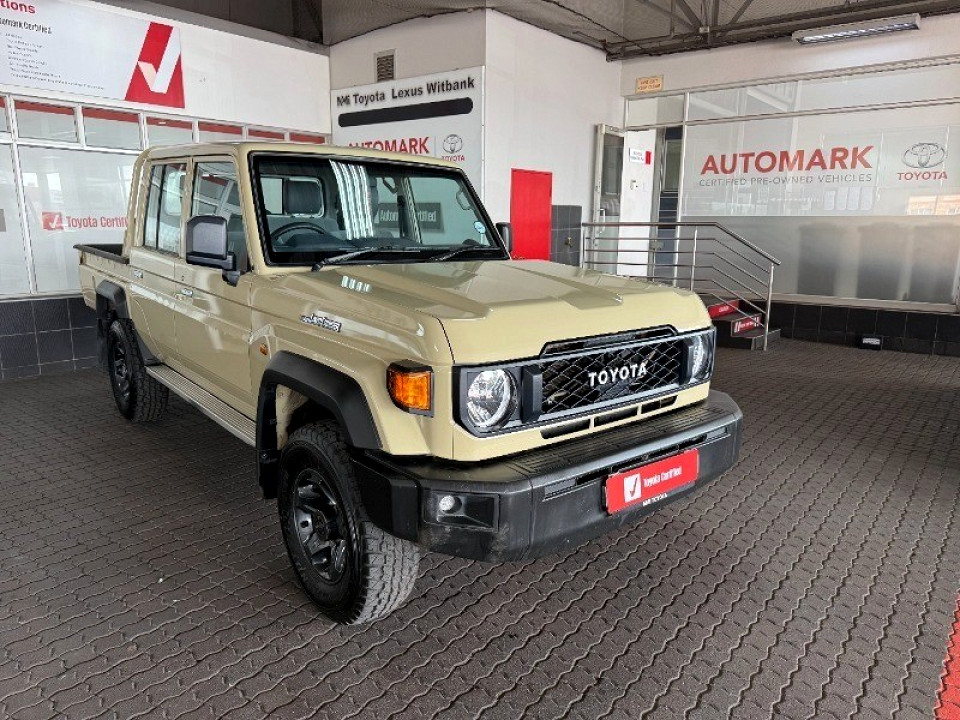 TOYOTA LAND CRUISER 79 4.2D P/U D/C, image 1