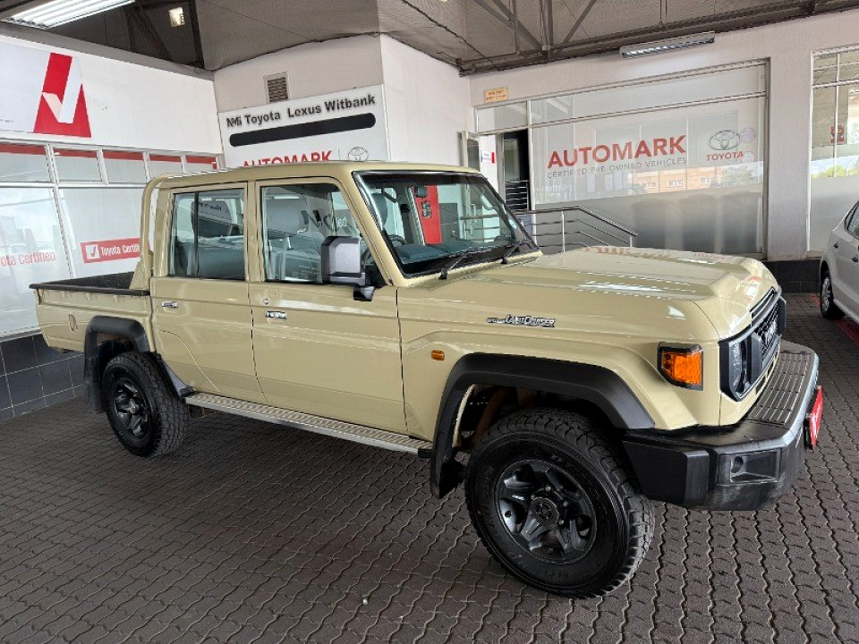 TOYOTA LAND CRUISER 79 4.2D P/U D/C, image 2