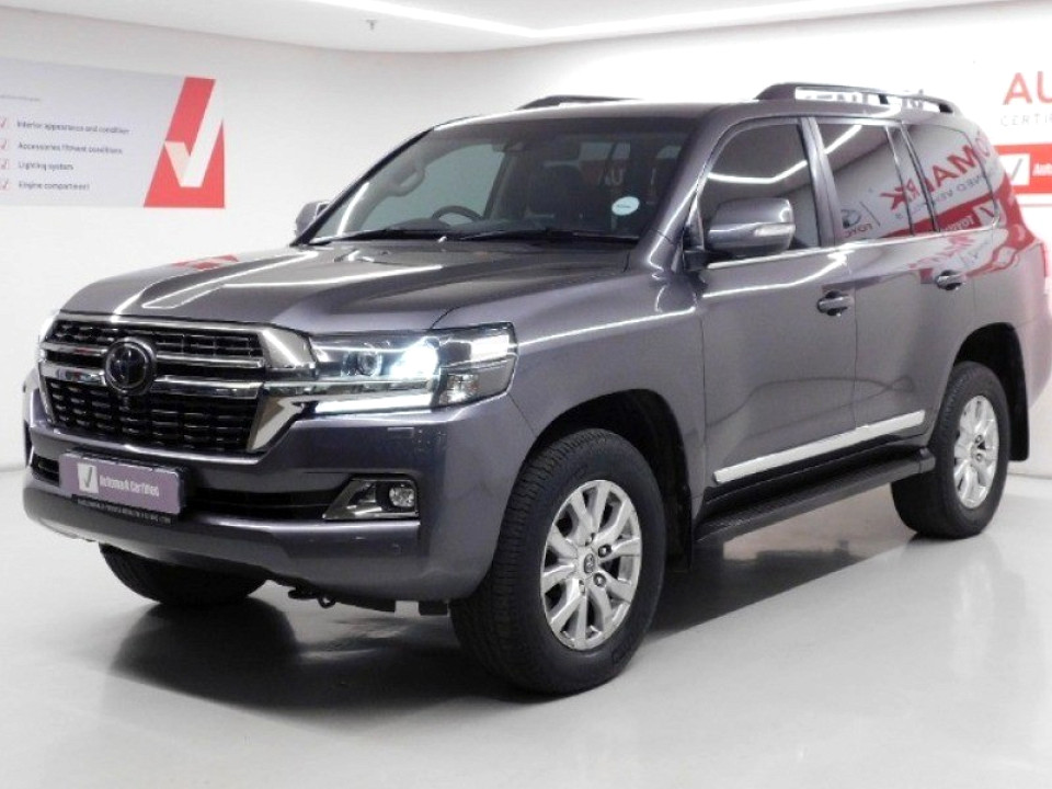Toyota Land Cruiser 200 4.5D-4D V8 VX-R, image 1