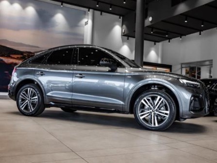 AUDI Q5 SPORTBACK 40 TDI QUATTRO BLACK EDITION, image 2