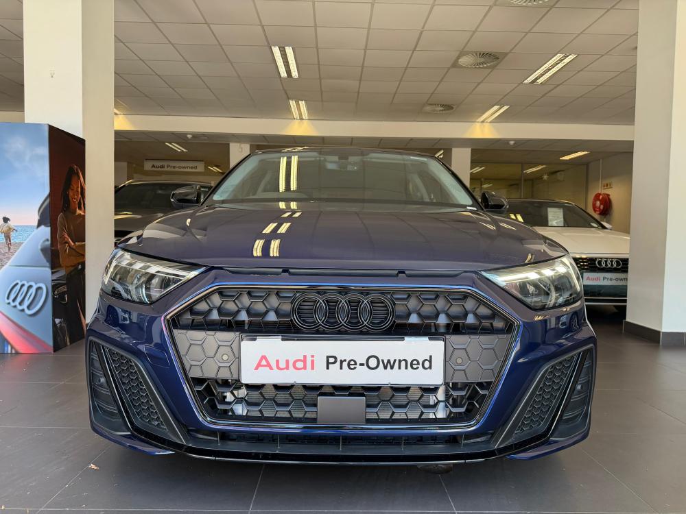 AUDI A1 SPORTBACK 30 TFSI BLACK EDITION S-TRONIC, image 2