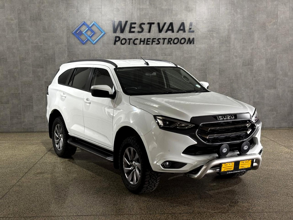 ISUZU MU-X 3.0D LS A/T, image 1