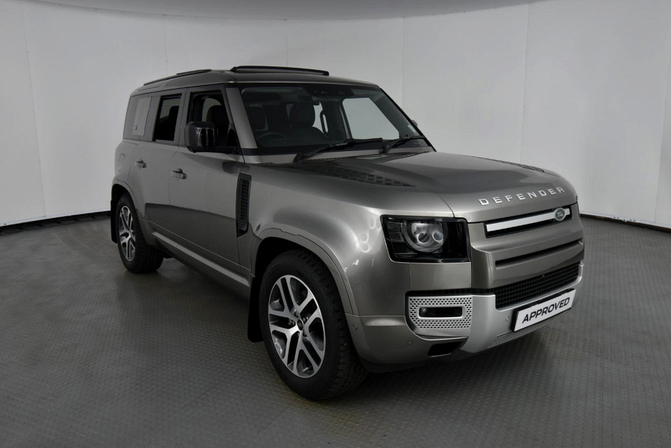 LAND ROVER DEFENDER 110 D250 XS EDITION, image 1