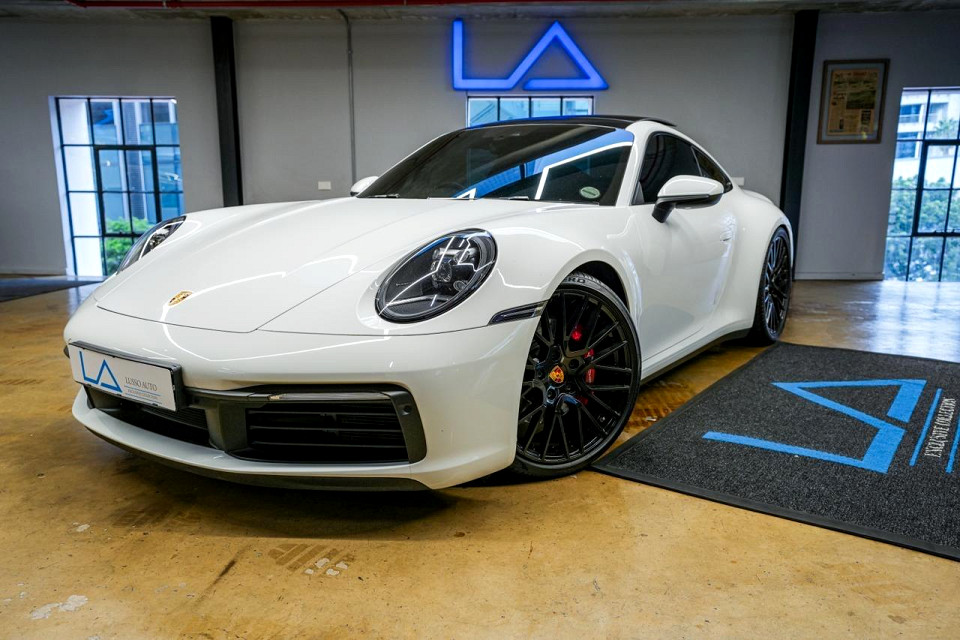 PORSCHE 911 CARRERA S (992)