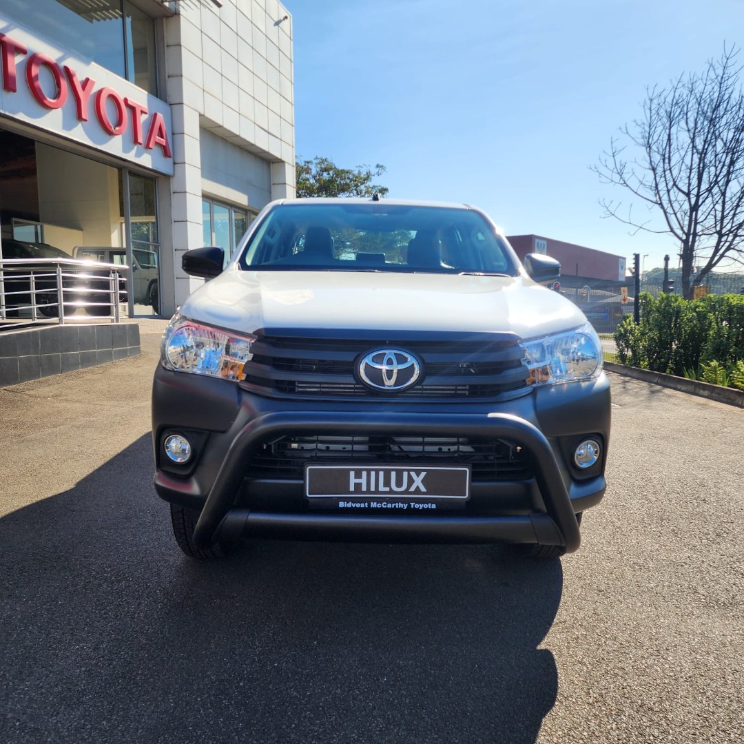 TOYOTA HILUX 2.4 GD-6 RB SR P/U D/C, image 2