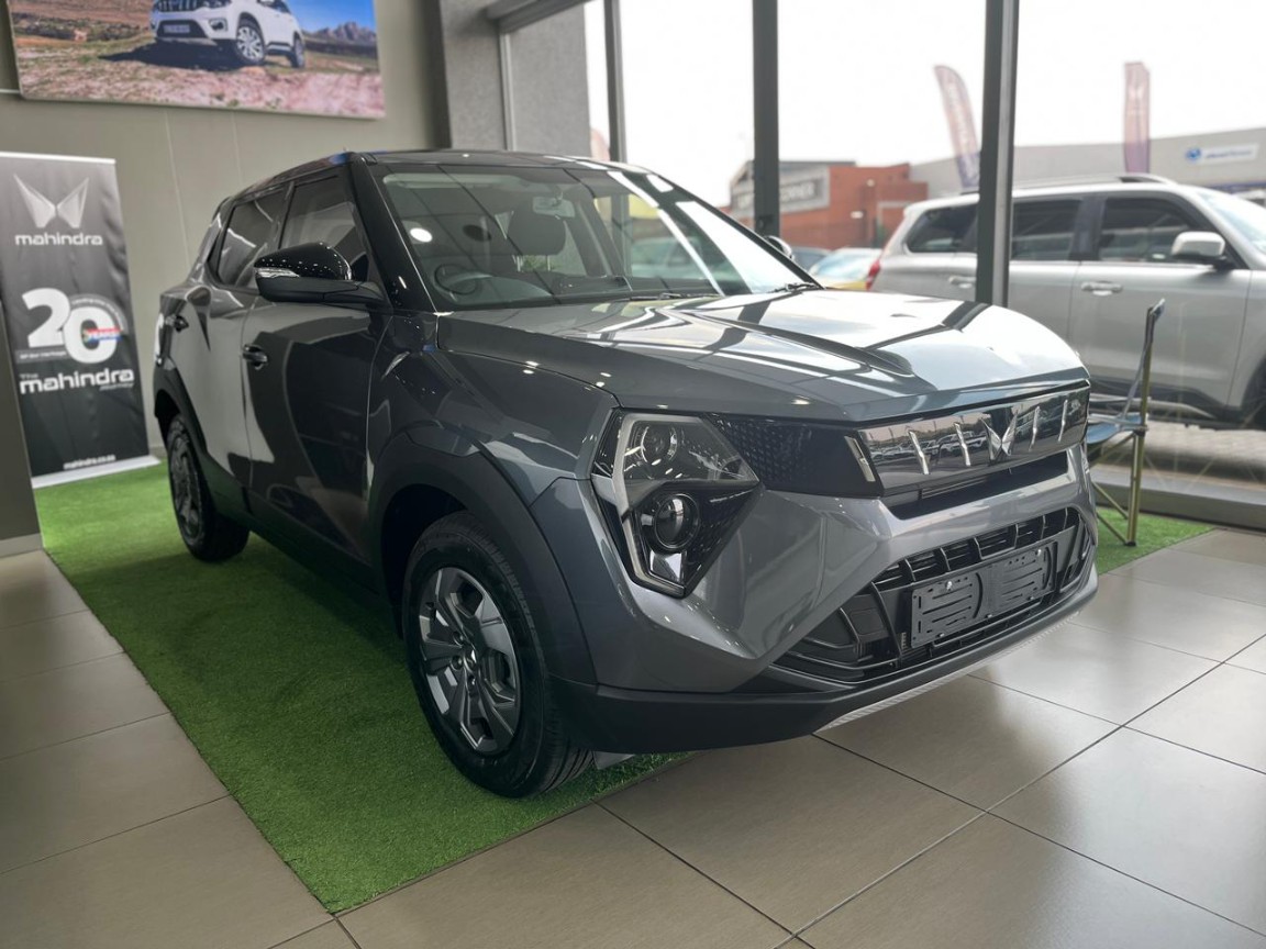 MAHINDRA XUV3XO 1.2T MX2 A/T, image 1