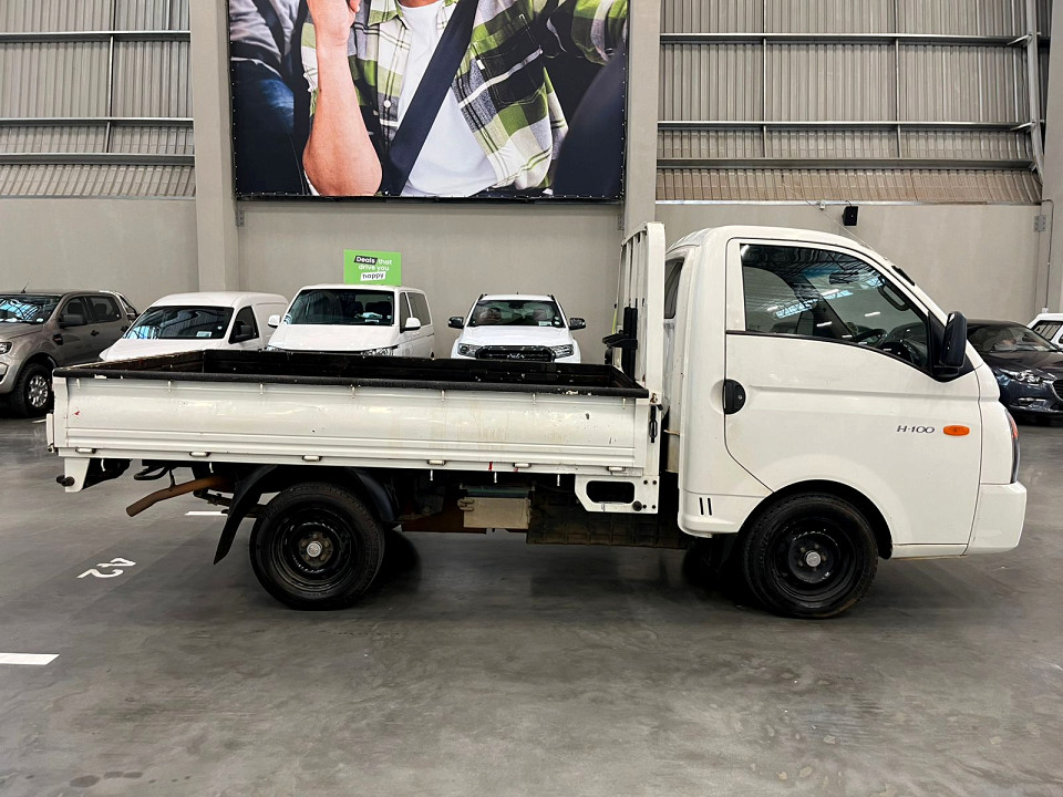 HYUNDAI H100 2.6D A/C F/C D/S, image 2