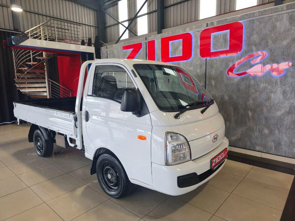 HYUNDAI H100 2.6D A/C F/C D/S, image 1