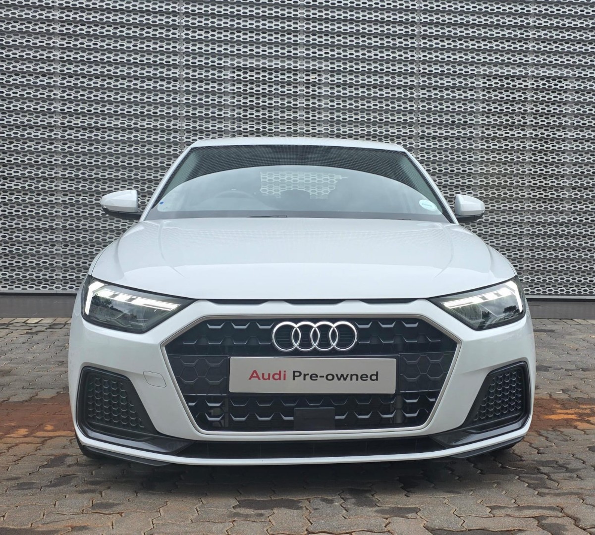 AUDI A1 SPORTBACK 30 TFSI ADVANCED S-TRONIC, image 2