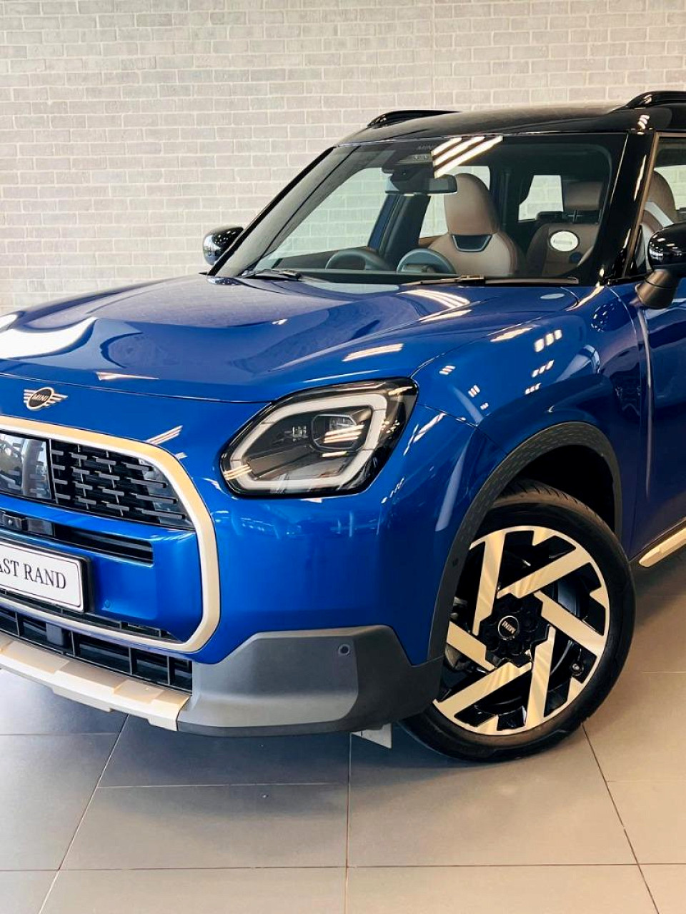 MINI COOPER COUNTRYMAN C (U25), image 2