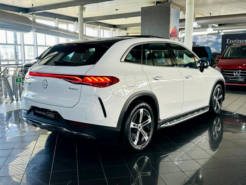 MERCEDES-BENZ EQE 350 4MATIC, image 2