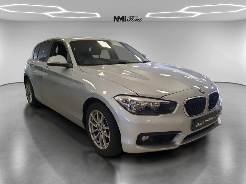 BMW 118i 5DR A/T (F20), image 1