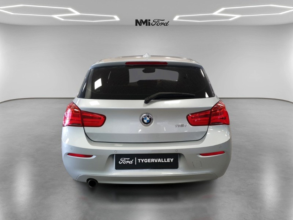 BMW 118i 5DR A/T (F20), image 2
