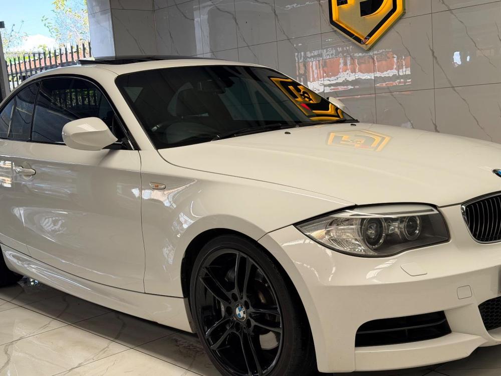 BMW 135i coupe, image 2