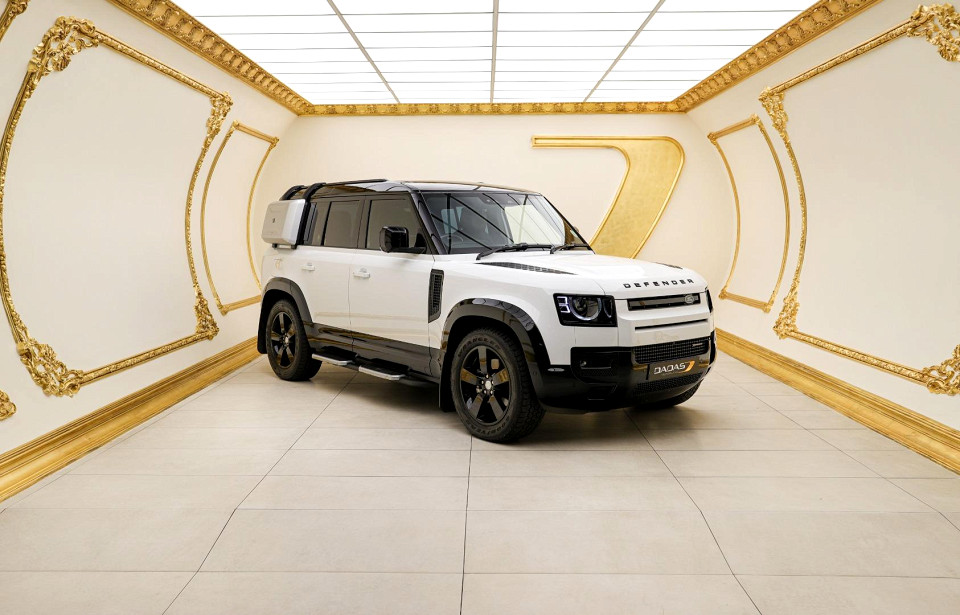LAND ROVER DEFENDER 110 D240 HSE X DYNAMIC (177KW), image 2
