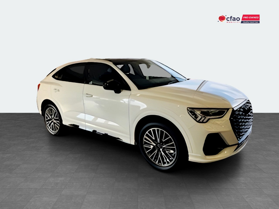 AUDI  Q3 35 TDI S TRONIC BLACK EDITION, image 1