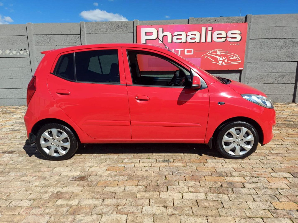 Hyundai i10 1.25 GLS auto, image 2