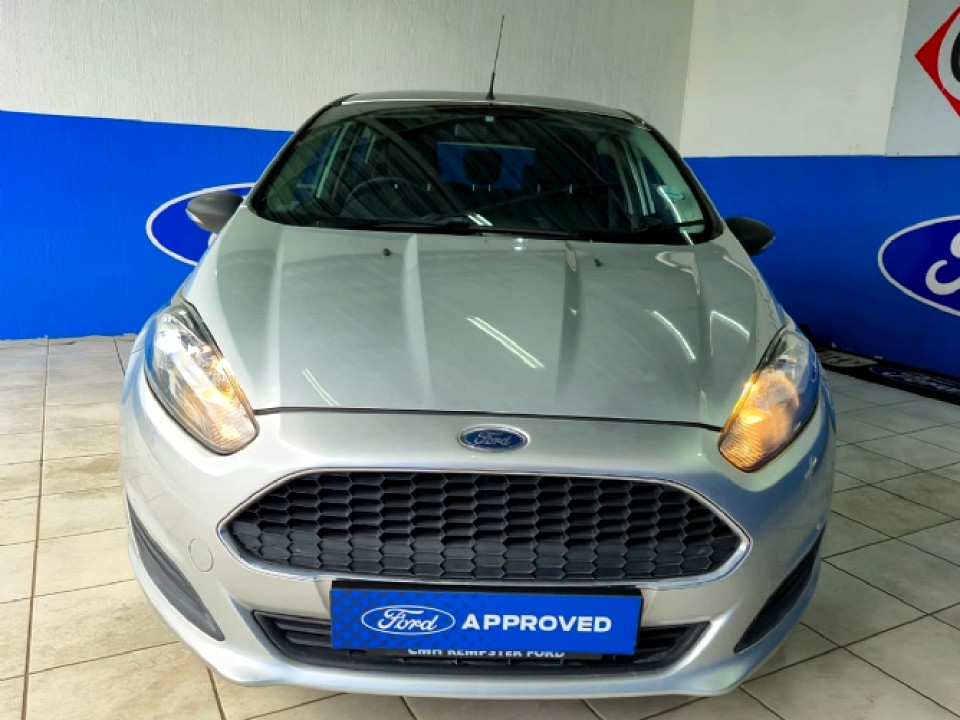 FORD FIESTA 1.4 AMBIENTE 5 Dr, image 2