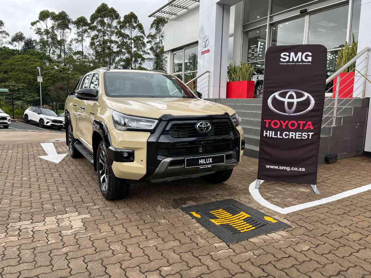 TOYOTA HILUX 2.8 GD-6 RB LEGEND 55 4X4 A/T P/U D/C, image 1