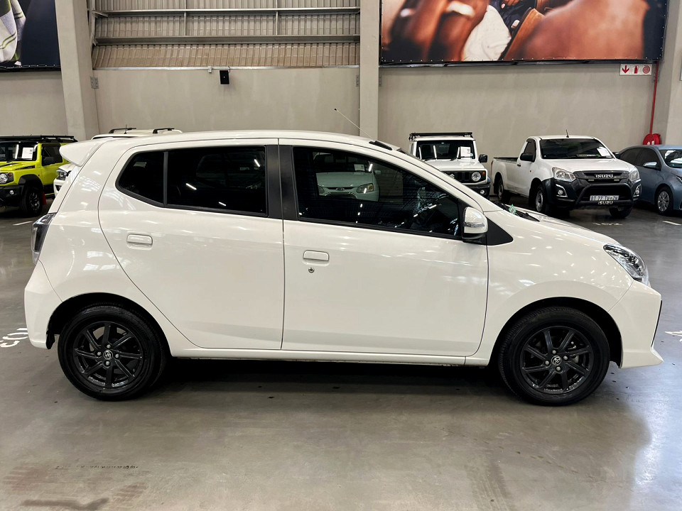 TOYOTA AGYA 1.0 A/T, image 2