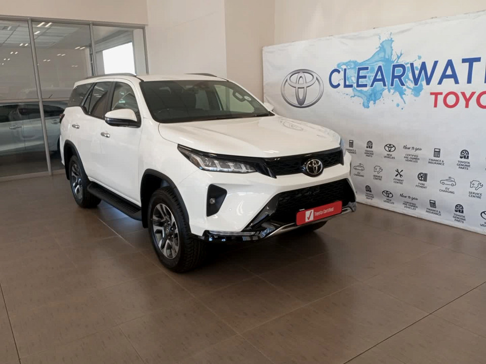 TOYOTA  FORTUNER 2.8 GD-6 4X4 VX A/T, image 1