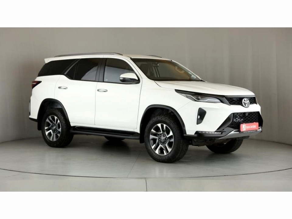 TOYOTA FORTUNER 2.4GD-6 4X4 A/T, image 1