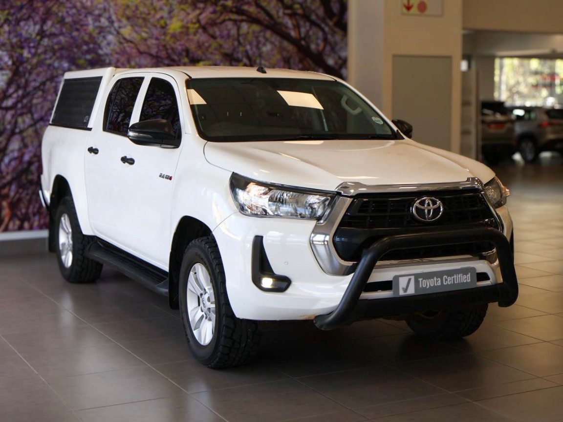 Toyota Hilux Double Cab  2.4GD6 4X4 Raider MT, image 1