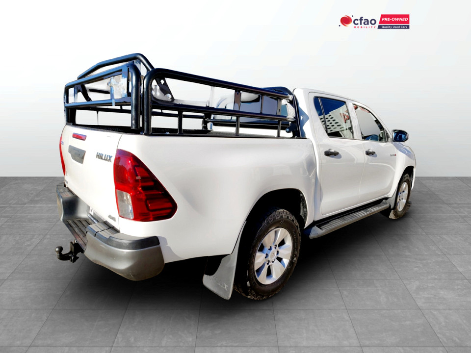 TOYOTA HILUX 2.4 GD-6 SRX 4X4 A/T P/U D/C, image 2