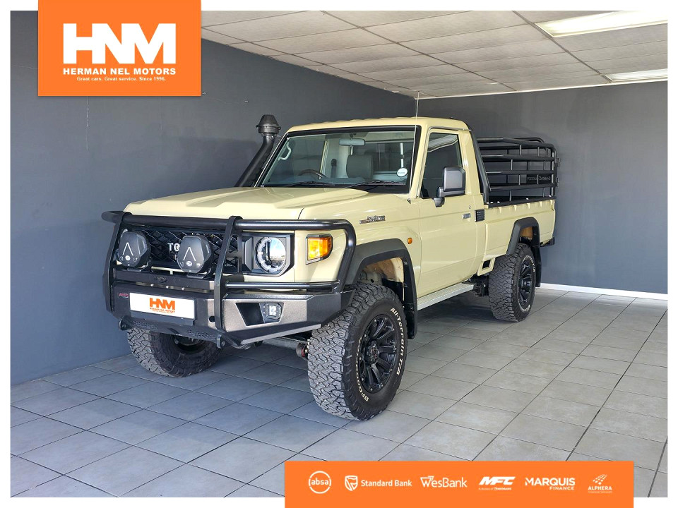 TOYOTA LAND CRUISER 79 4.5D P/U S/C, image 1