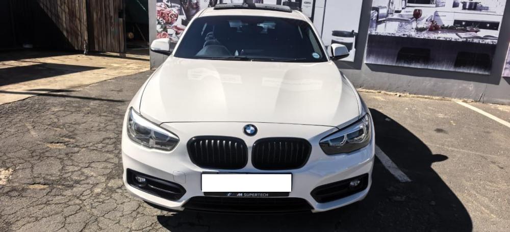 BMW 118i EDITION SPORT LINE SHADOW 5DR A/T (F20), image 1