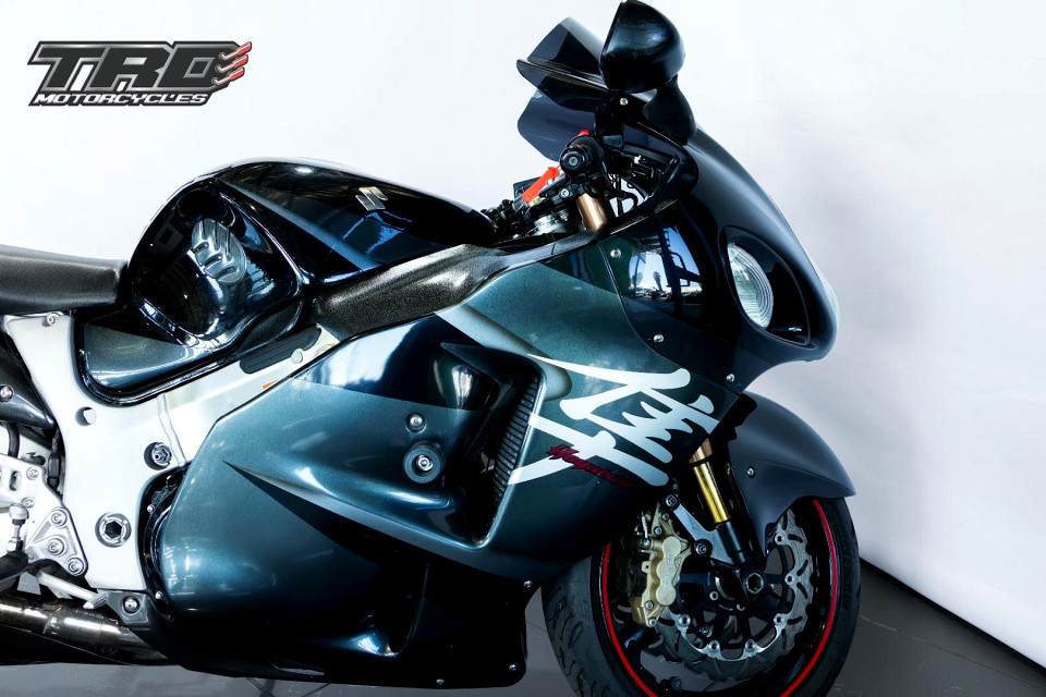 SUZUKI 1300r, image 2