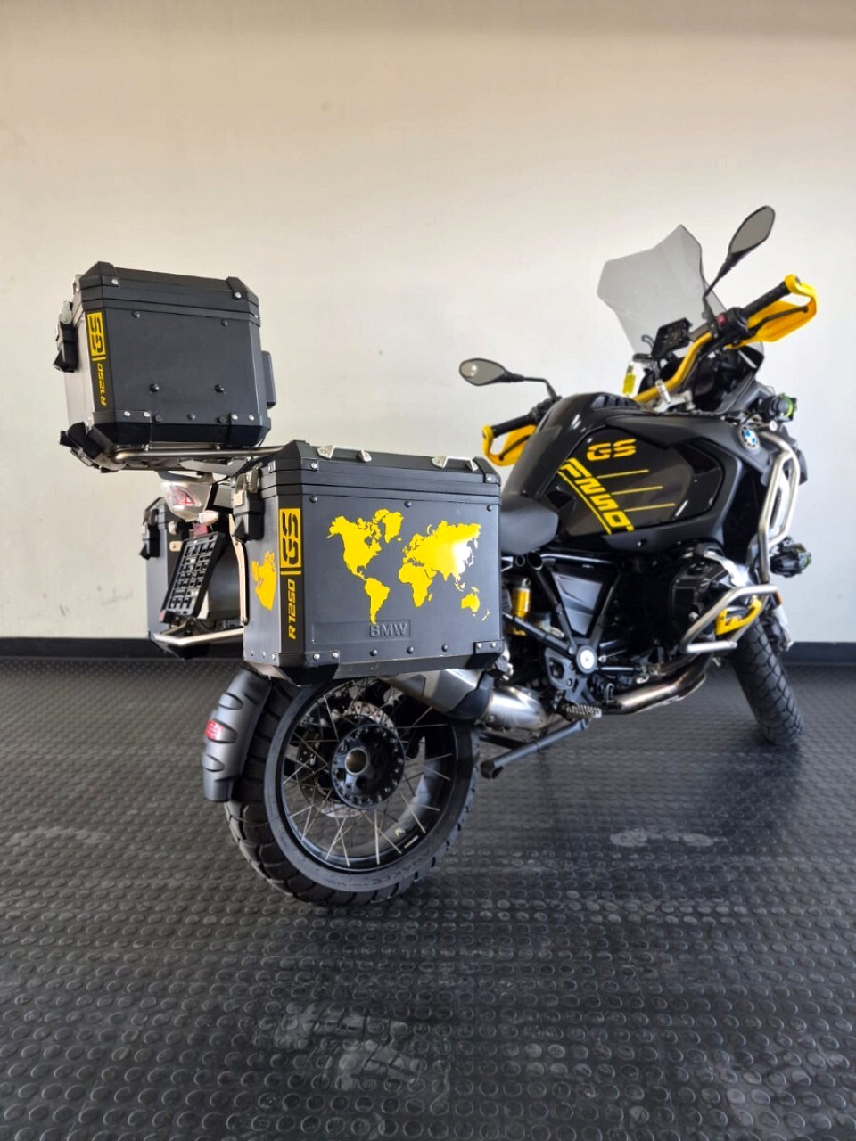 BMW R 1250 GS ADVENTURE MU 40 YEARS OF GS, image 2