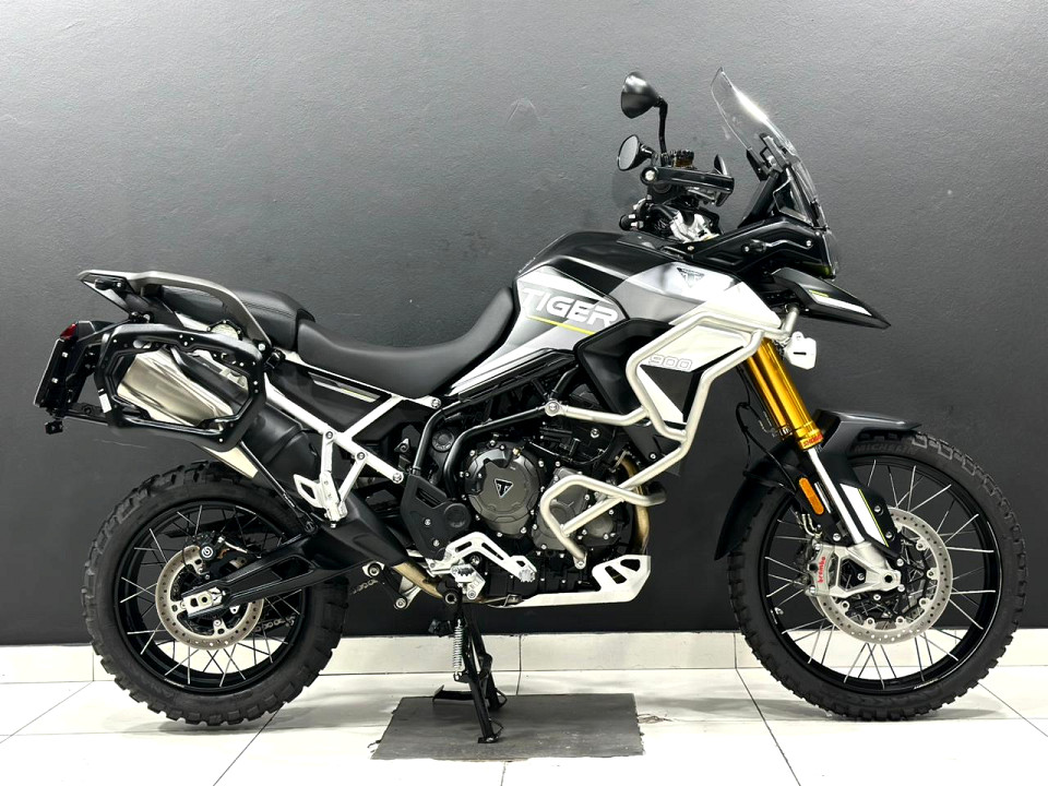 TRIUMPH 900 Rally Pro Aragon, image 2