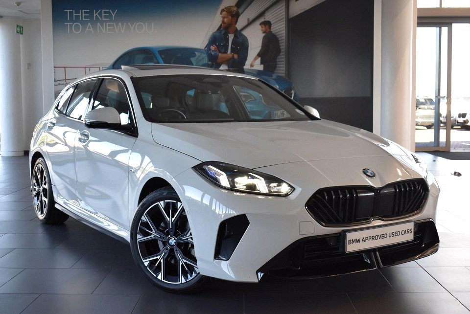 BMW 118 M SPORT A/T (F70), image 1