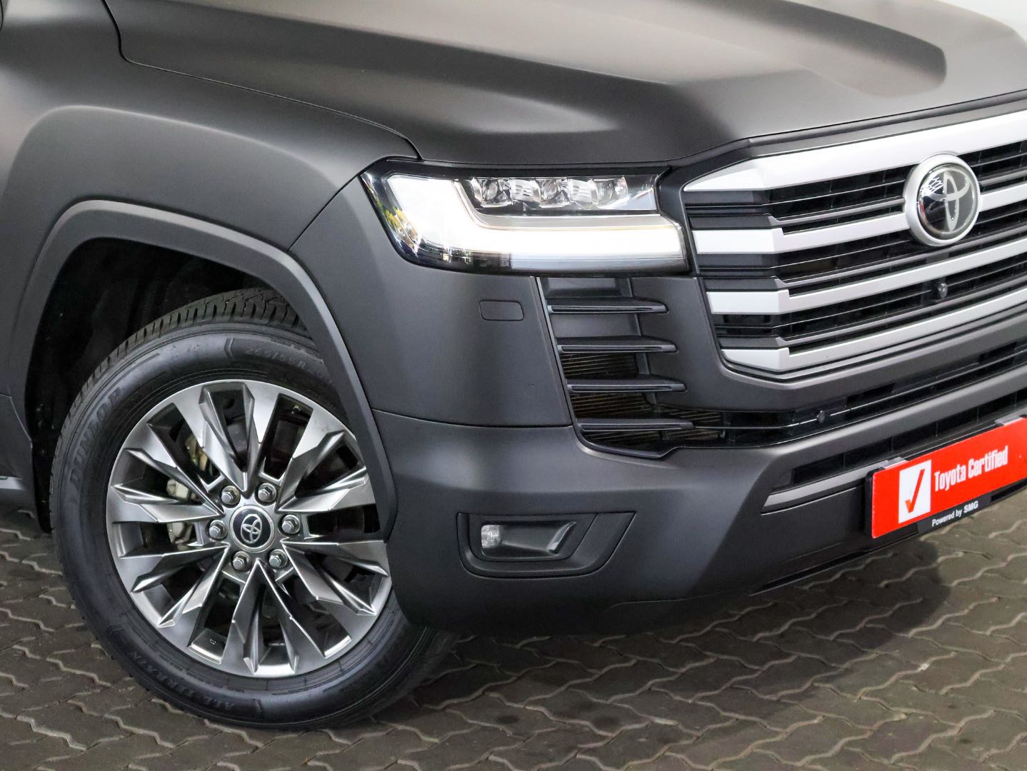 Toyota Land Cruiser 300 V6 3.5T ZX, image 2