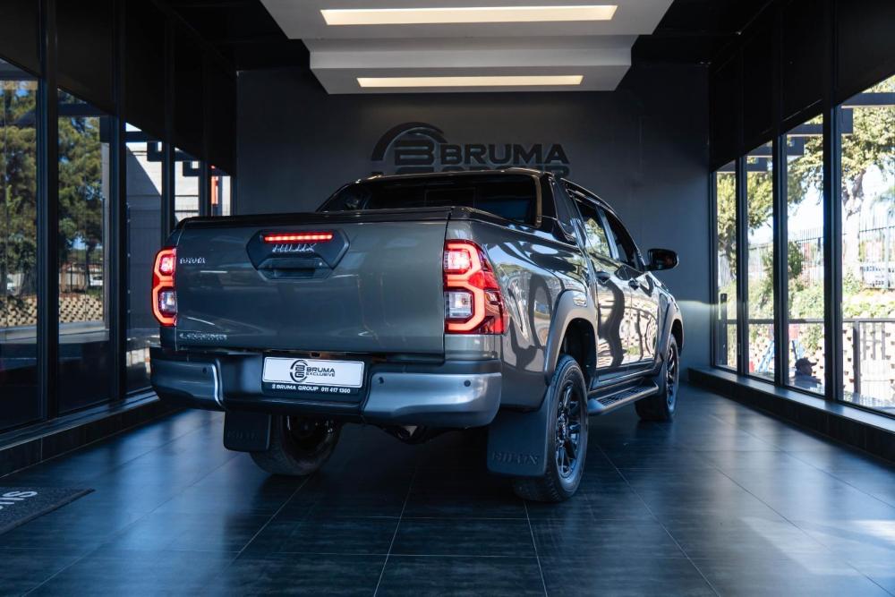 Toyota Hilux 2.8 GD-6 RB Legend RS AT P/U D/C, image 2