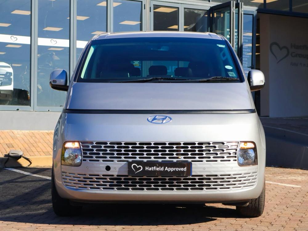 Hyundai Staria R2.2 9str Executive Bus Auto, image 2