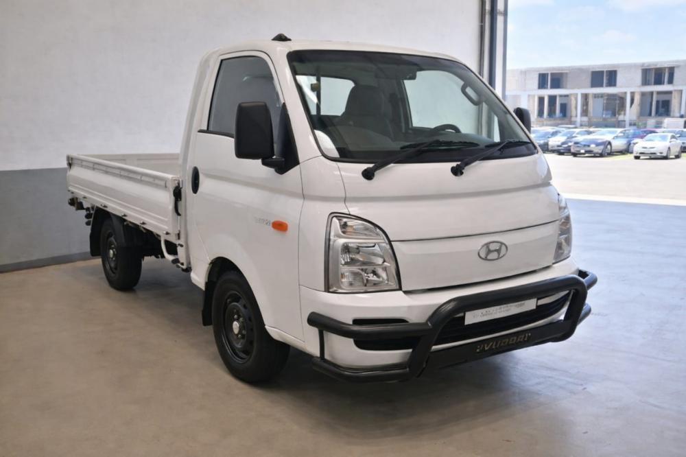 Hyundai H-100 Bakkie 2.6D Deck A/C, image 1
