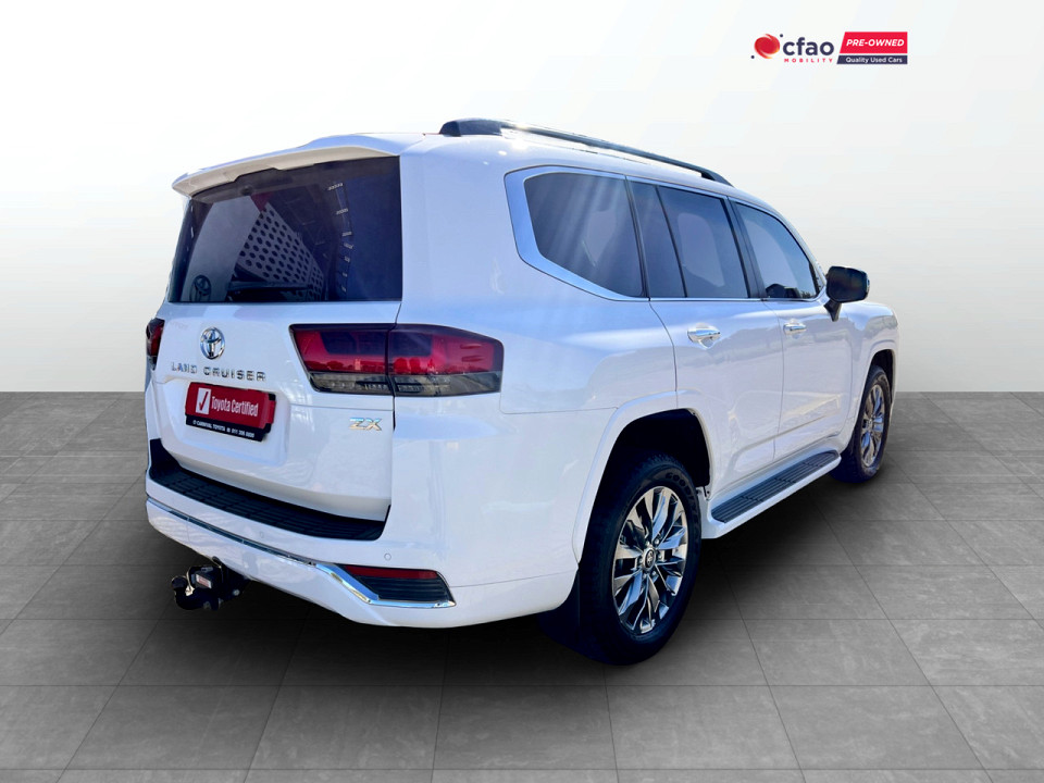 TOYOTA LANDCRUISER 300 V6 3.3D ZX, image 2