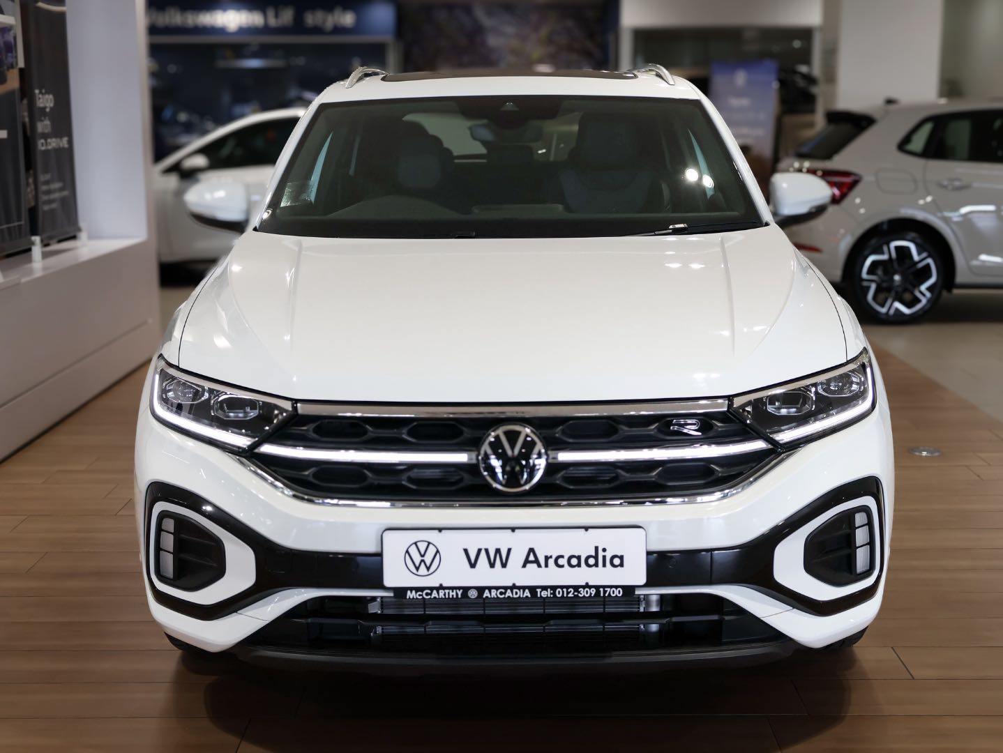 VOLKSWAGEN T-ROC 2.0 TSI 4M R-LINE DSG, image 2