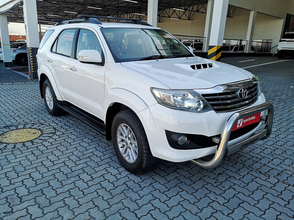 TOYOTA FORTUNER 2.5D-4D RB , image 1